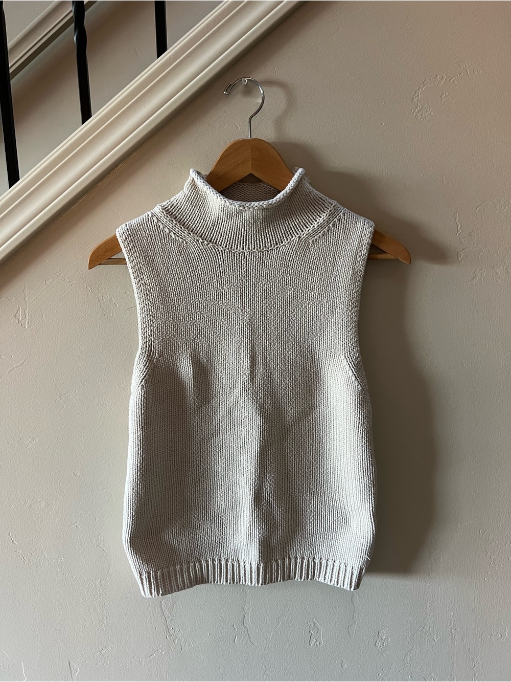Marled Sleeveless Turtleneck Vest - Cream